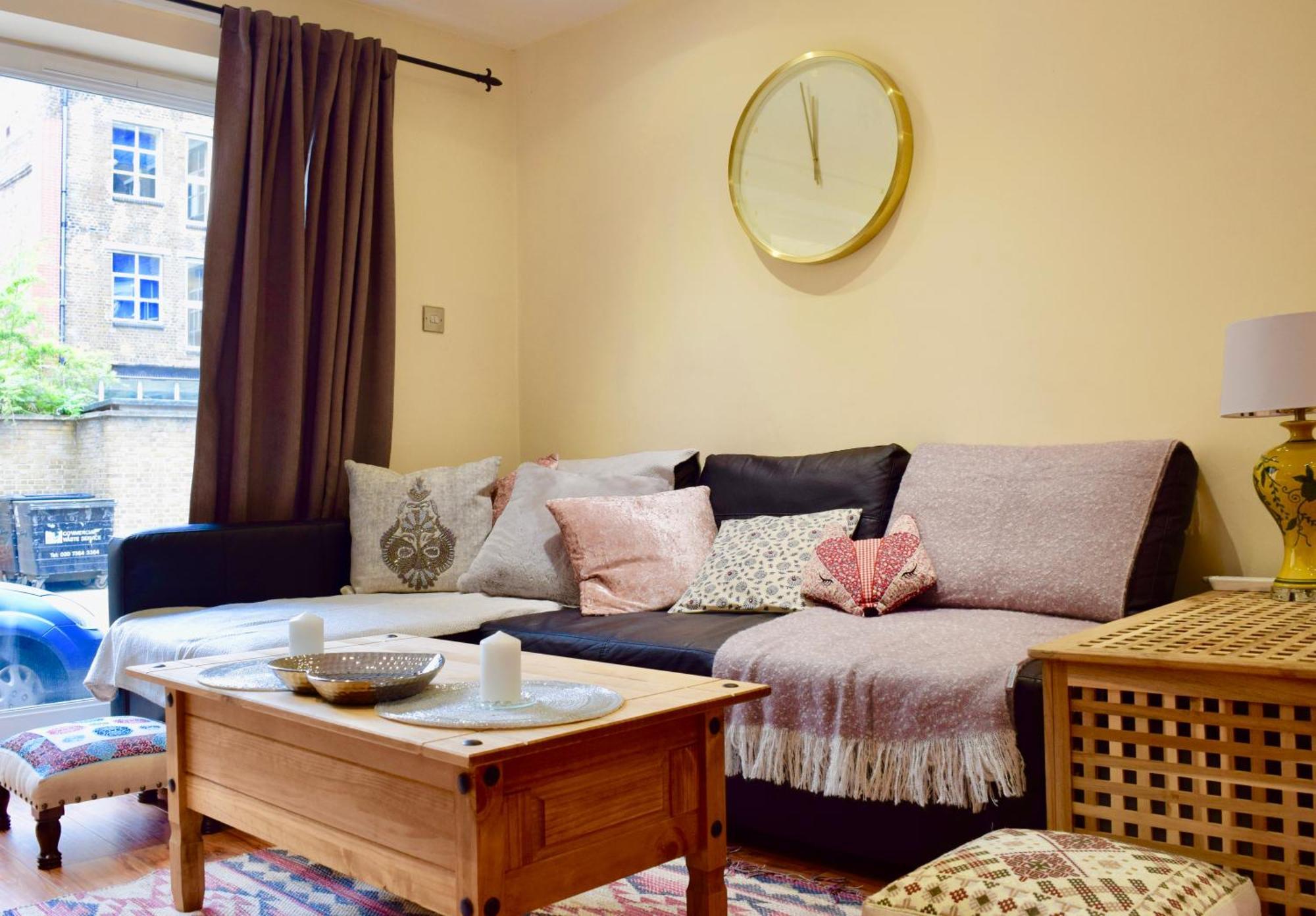 Stylish And Homely 4 Bedroom Home In East London Exterior foto