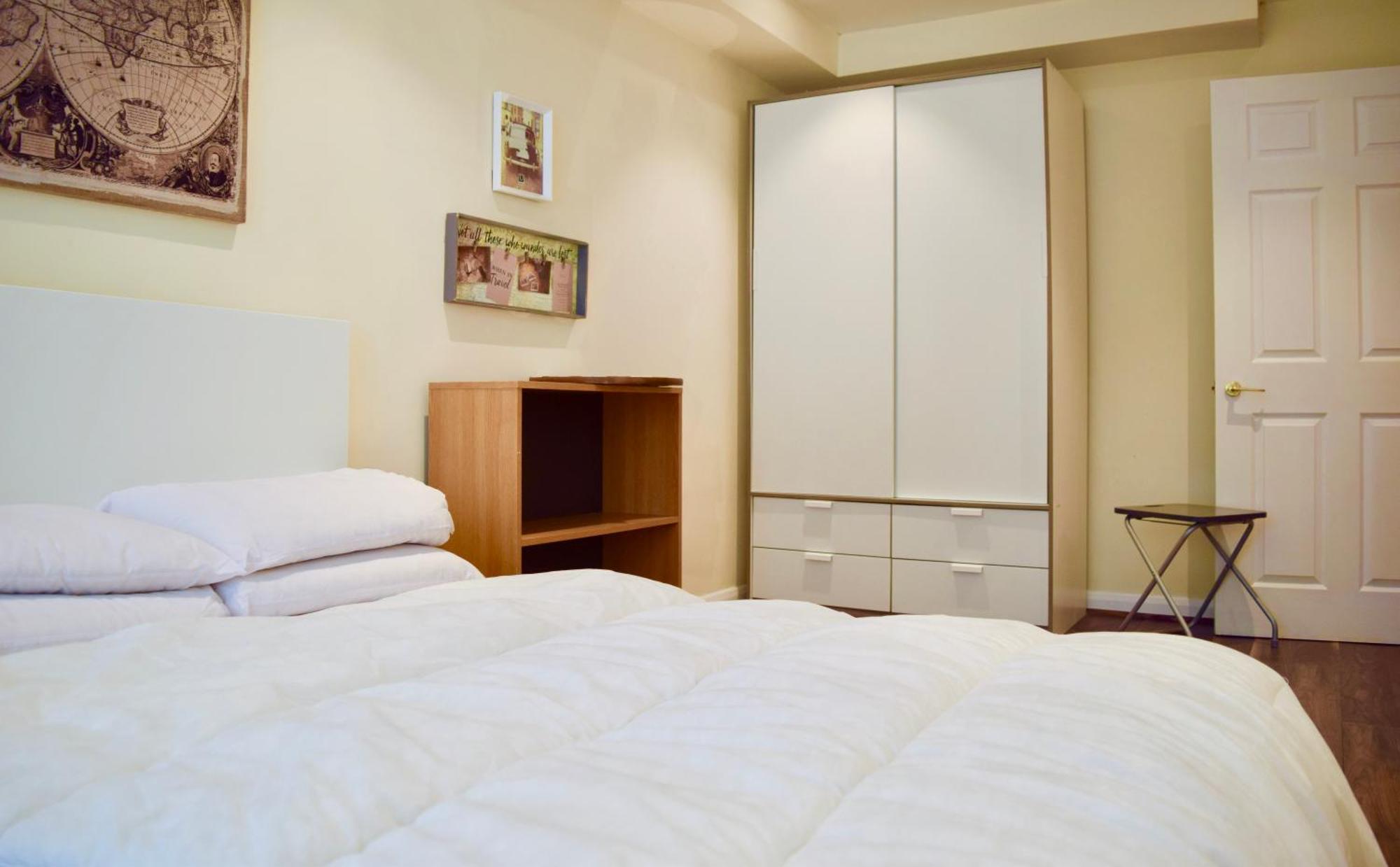Stylish And Homely 4 Bedroom Home In East London Exterior foto