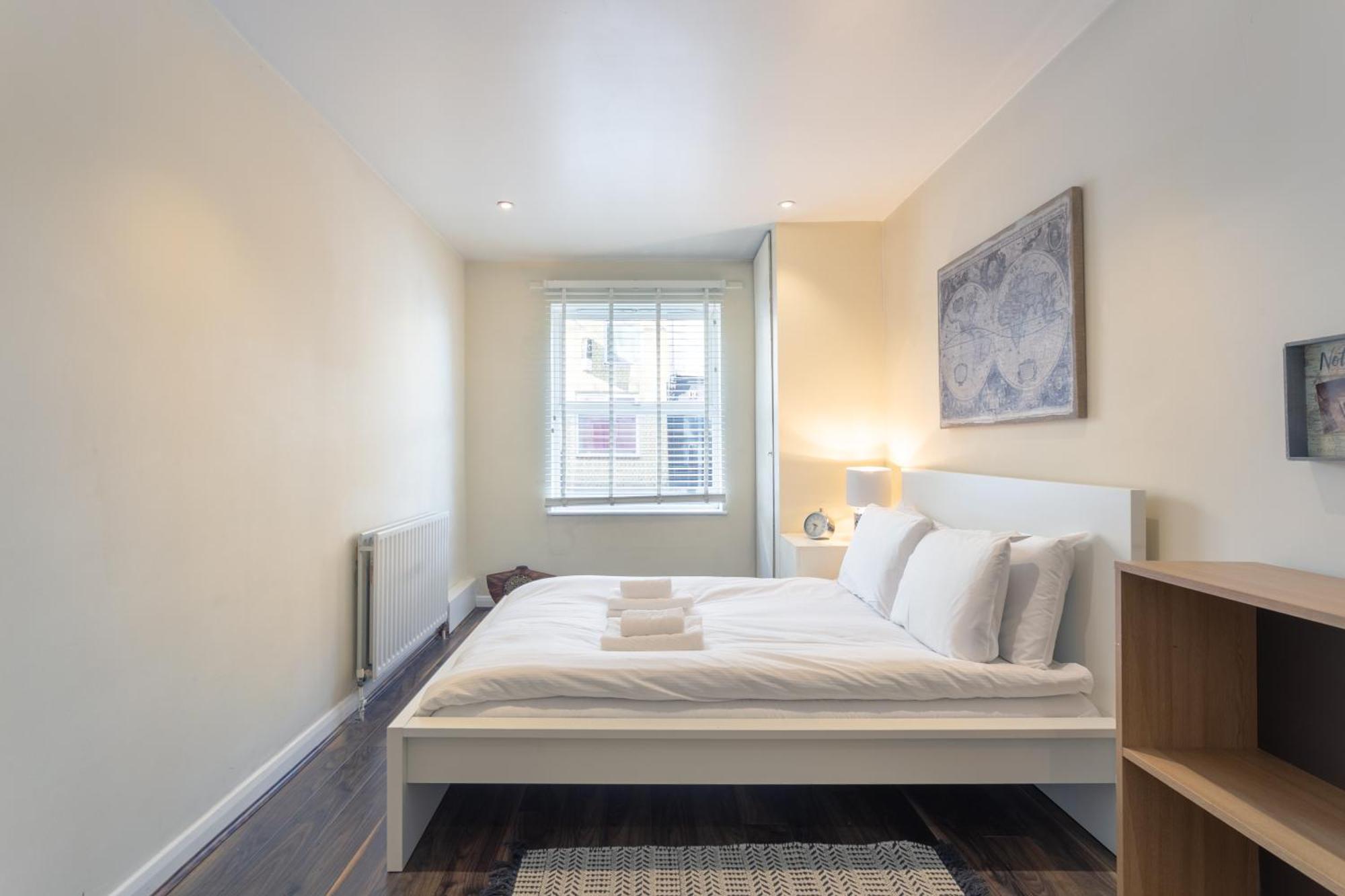 Stylish And Homely 4 Bedroom Home In East London Exterior foto